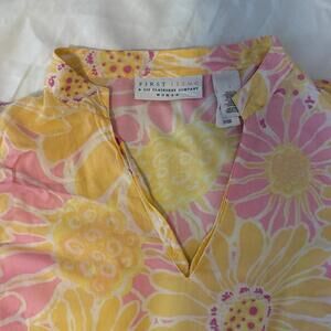 First Issue By Liz Claiborne Women's Multi and Yellow Blouse Size 1